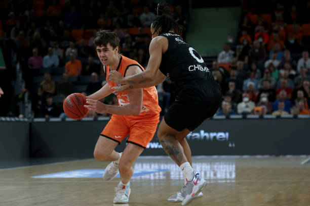 致命传球 致命传球